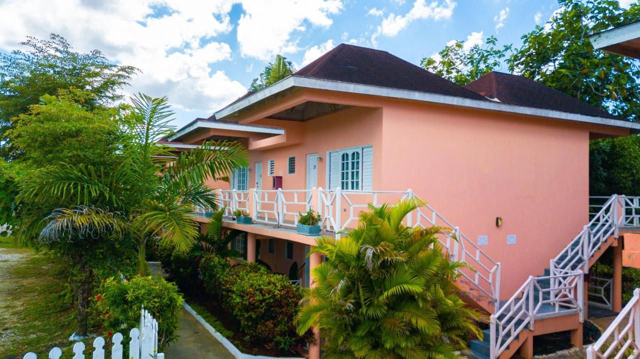 Shields Negril Villas Ngoại thất bức ảnh